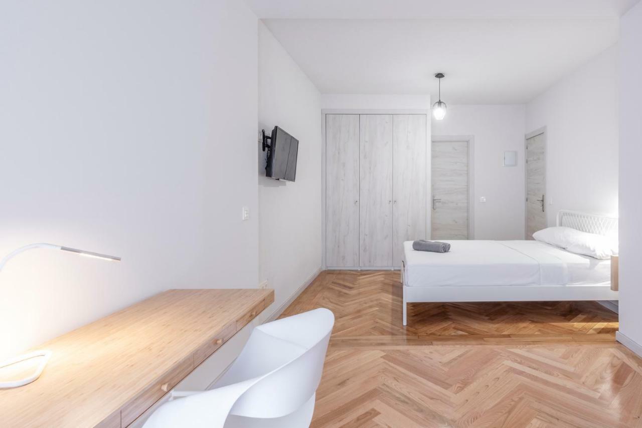 Hôtel Chalet Alameda De Osuna à Madrid Extérieur photo